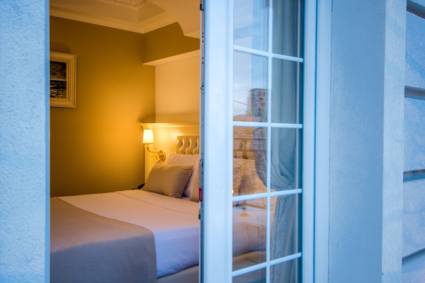 Lot Boutique Hotel (Tirana)